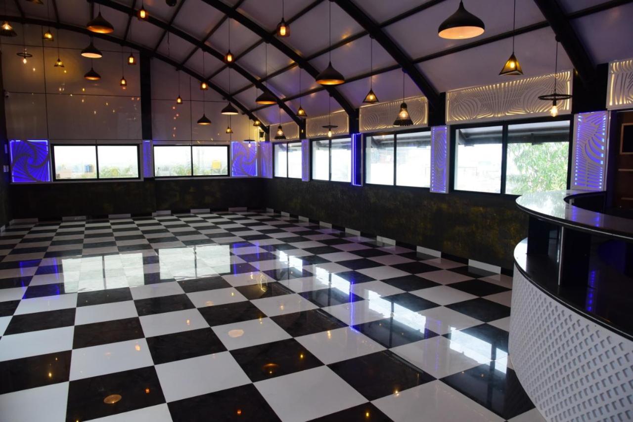M G Residency Hotel Chikmagalūr Eksteriør billede