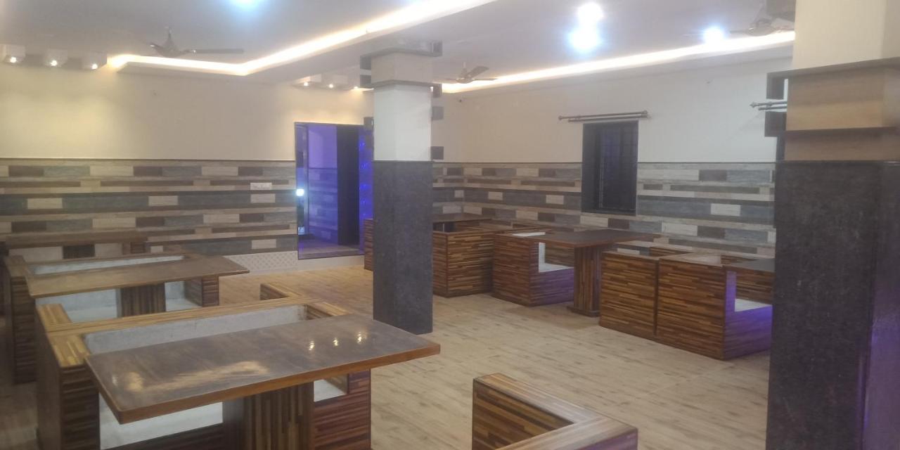 M G Residency Hotel Chikmagalūr Eksteriør billede